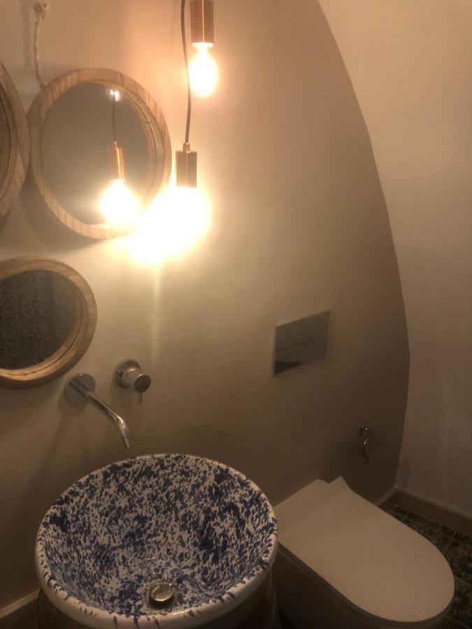 Il Galletto Viola, Luxury Room & Suite パラッツォーロ・アクレイデ エクステリア 写真